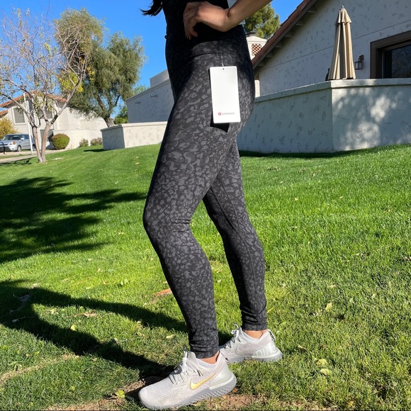 Lululemon Align HR Pant 28” - Picture 7 of 8